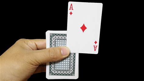 The psychology behind successful mini magic card tricks
